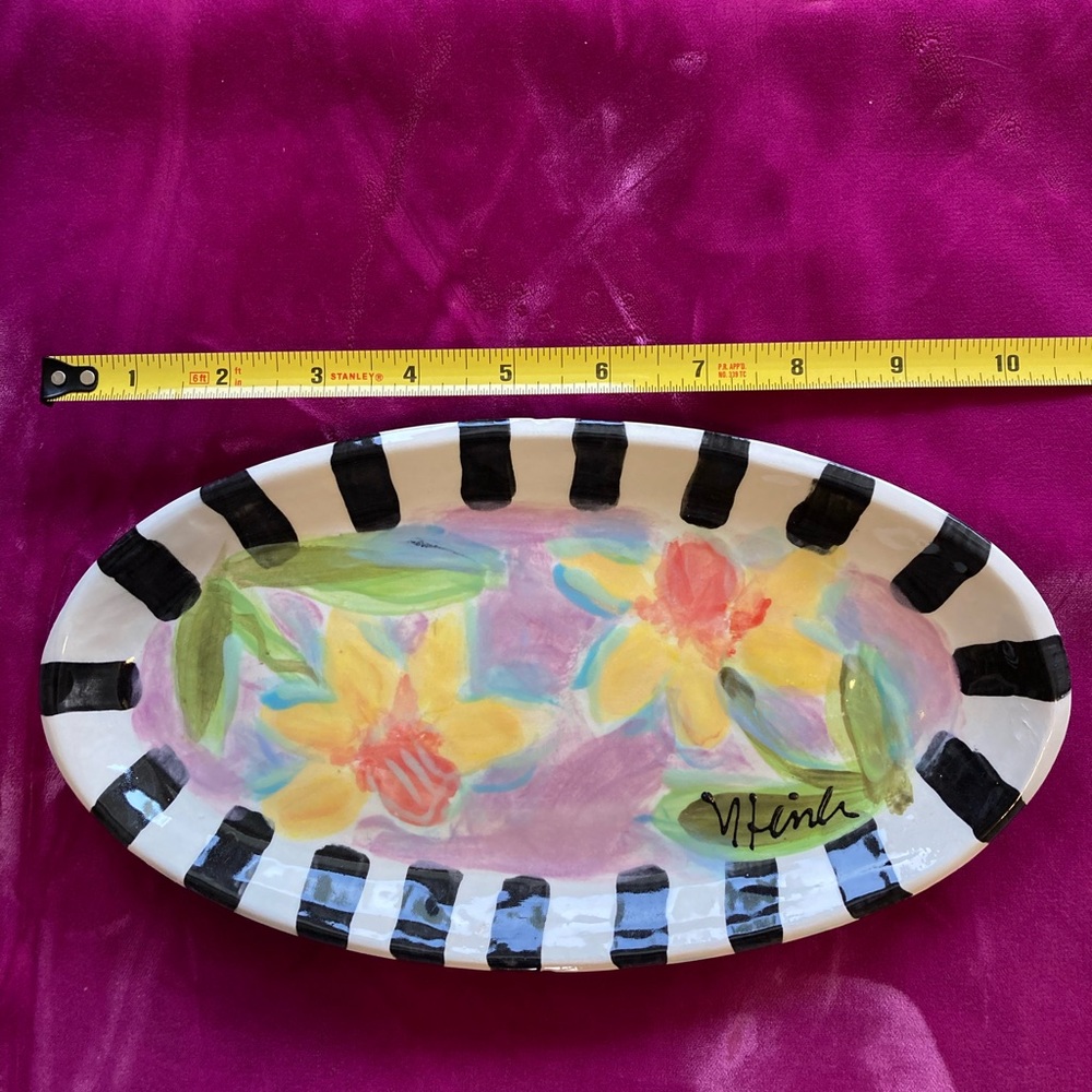Handmade Ceramic Tray “Daffodils on Lavender “ original design 10.5”x5.5” - Picture 8 of 11